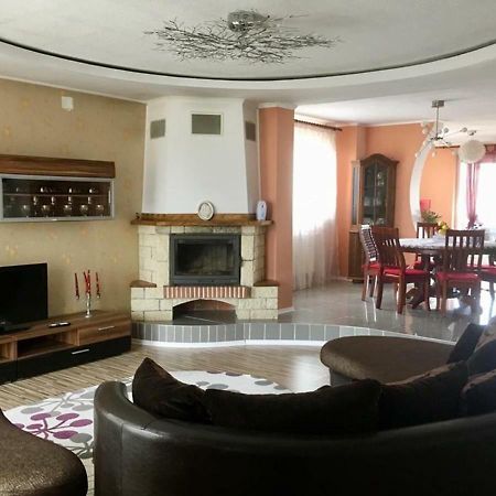 Casa Borza Hotel Alba Iulia Exterior foto