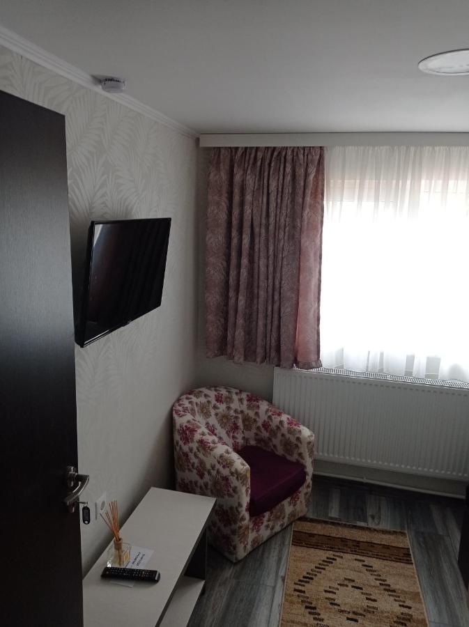 Casa Borza Hotel Alba Iulia Exterior foto